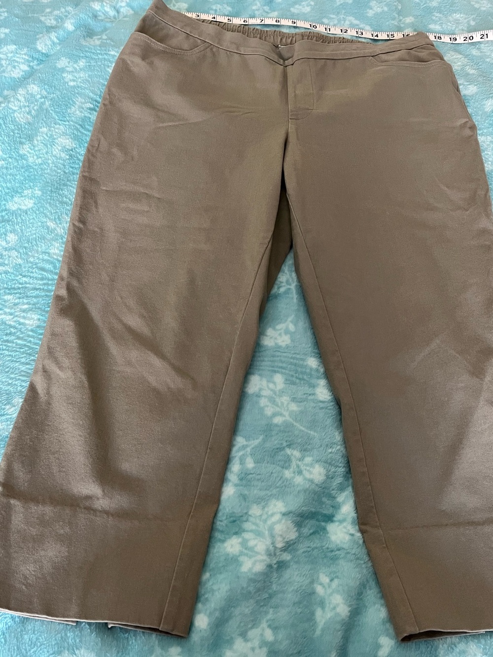 Isaac Mizrahi capris